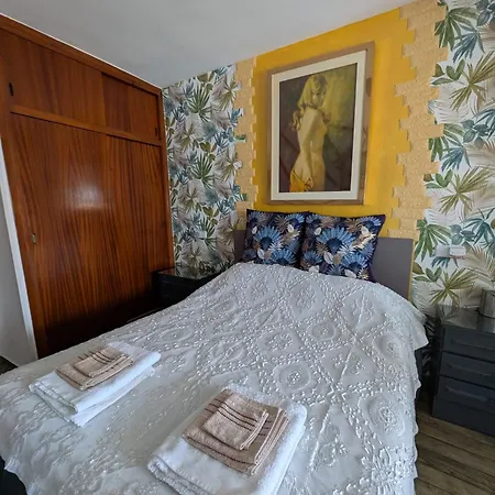 Apartman Cuatro Caminos *